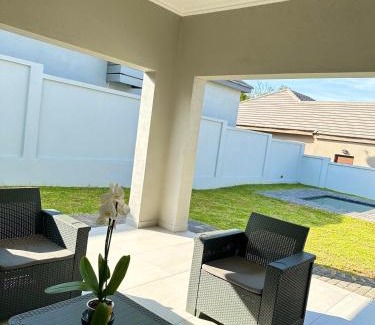 White River Villa | Cosy & Comfy Paradiso