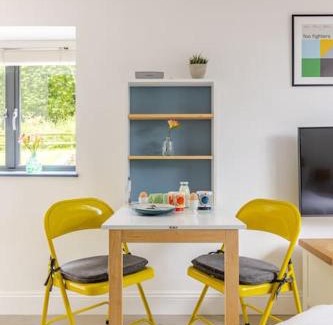 Nettleton Apartment | Cosy Cotswolds Retreat near Bath & Castle Combe