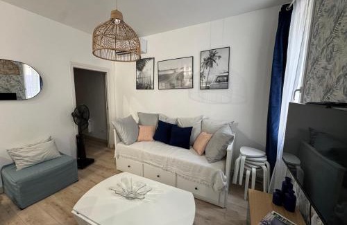 La Ciotat Apartment | Cosy cottage by Alice Les bords de mer Turquoise