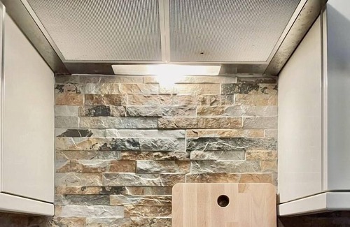 Abertillery House | Cosy Cottage by Flying Stays