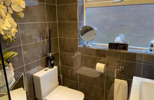 Bawtry Apartment | Cosy Cottage Central Bawtry - 2 Bedroom - High End Furnishings