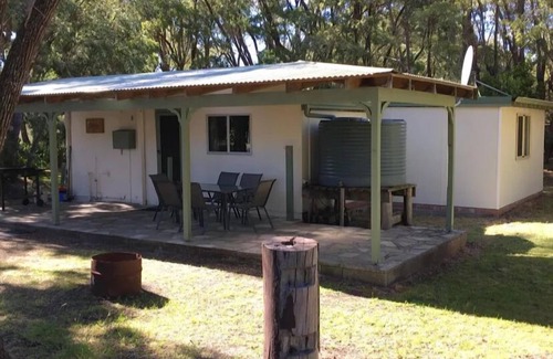 Peaceful Bay House | Cosy cottage close to the South Coast beaches, National Park and Bibbulmun Track