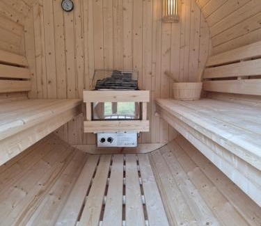 Wintersburg House | Cosy Cottage