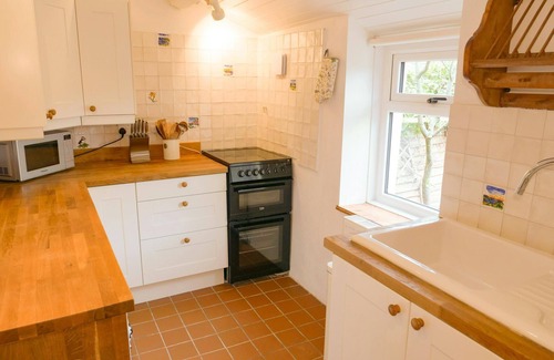 Fishguard Cottage | Cosy Cottage, Fishguard