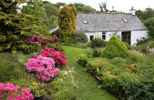 Gatehouse-of-Fleet Cottage | Cosy Cottage in Picturesque Rural Location Near Sea, Garden, Burn, Red Squirrels