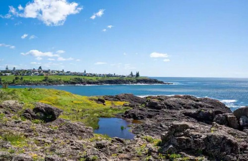 Kiama Heights Apartment | Cosy Cottage - Guesthouse Retreat in Kiama Heights