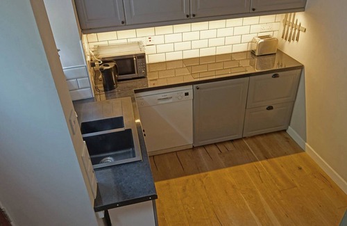 Wadsworth Cottage | Cosy cottage, Hebden Bridge centre, near Rail Station