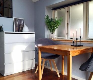 Ishøj Kommune House | Cosy cottage in a garden