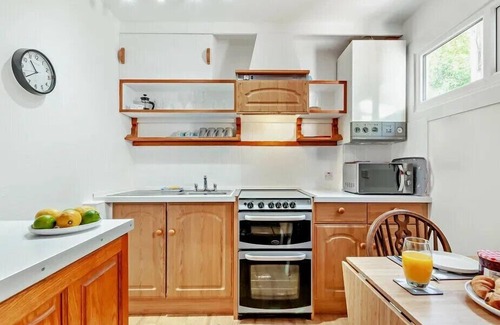 Kingston Cottage | Cosy Cottage in Kingston - Perfect for Couples - Dogs Welcome!