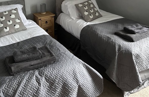Beal House | Cosy Cottage in Rural Location
