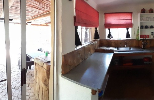 Marloth Park Cottage | Cosy Cottage, in the heart of the African Bush. Close to Kruger National Park!