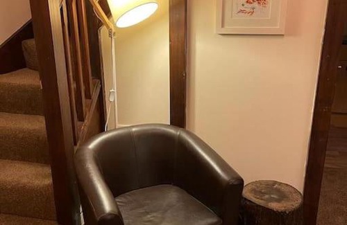 Forest of Dean Apartment | Cosy Cottage next to Farmers Arms Country pub.