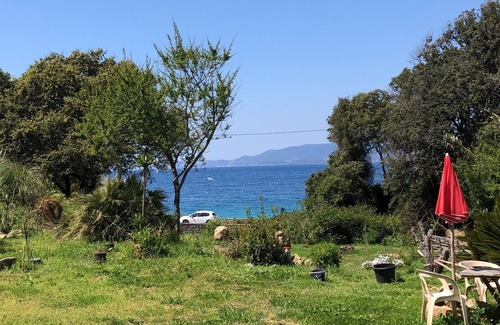 Orcino House | Cosy cottage with sea view and large garden