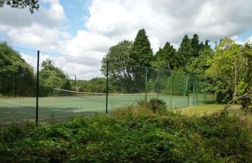 Ford House | Cosy Cottage with Large Garden I Semi Rural Retreat! Nearby Countryside, Beaches & Goodwood - Chichester Holiday Properties