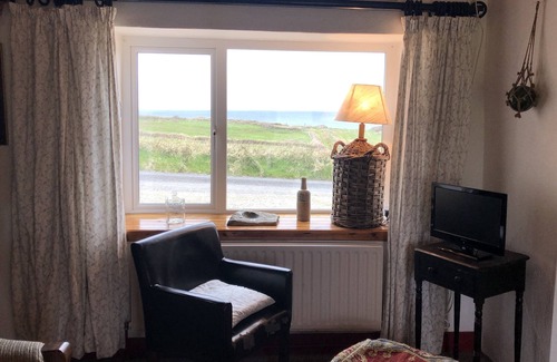 Doonbeg Cottage | Cosy cottage with ocean view