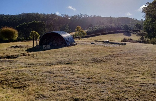 Middleton Ski Chalet | cosy cottage with wood heater, surrounded by bushland