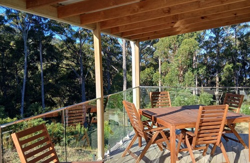 Middleton Ski Chalet | cosy cottage with wood heater, surrounded by bushland