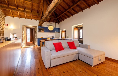 Moncao Cottage | Cosy country house in Minho | Inserted in a Farm with swim | Rural Tourism