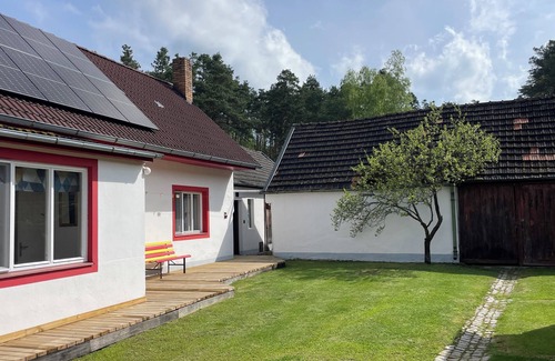 Vlkov House | Cosy Country House U Faflika with Sauna and 2 bathrooms