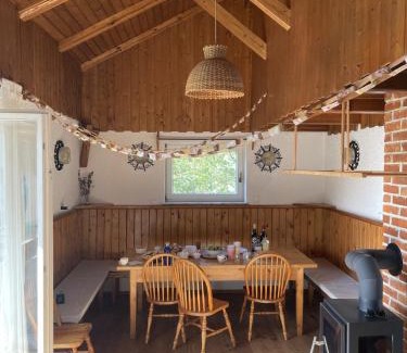 Dane House | Cosy countryside cottage with indoor fireplace