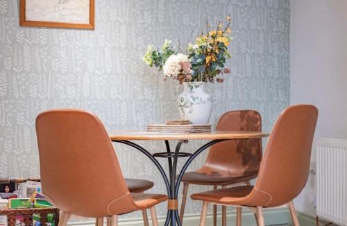 Cromford House | Cosy Cromford village cottage