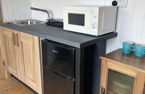 Durham Cabin | Cosy dog friendly shepherds hut near Durham