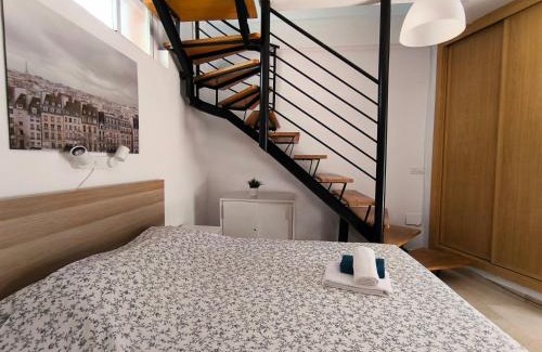 La Trinidad Apartment | Cosy duplex flat in the heart of Malaga