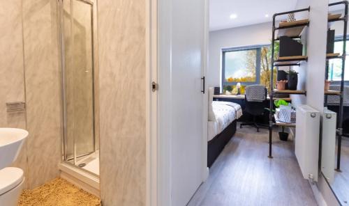 Sheffield Apartment | Cosy Ensuite Bedrooms at Electric Press near Sheffield City Centre