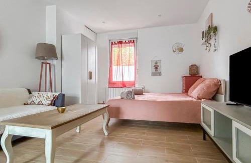 Tours Apartment | Cosy et calme, lit double, proche transports