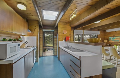 Forrest House | cosy, fireplace, outdoor bath