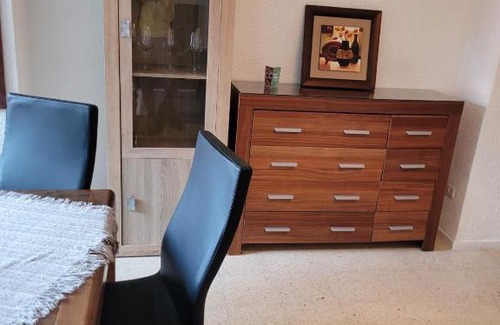 La Linea de la Concepcion Apartment | Cosy flat for comfy stay - Gib Rock View 3