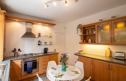 Jesmond Apartment | Cosy Flat in the Heart of Jesmond - Pass The Keys