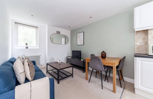 Wandsworth Apartment | Cosy Flat Near Wandsworth Common