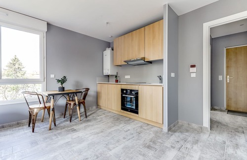 Aulnay-sous-Bois Apartment | Cosy, fully-equipped studio near Paris and CDG