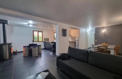 Veranne Cottage | Cosy Gîte avec Jardin Privatif, Idéal pour Motards et Randonneurs