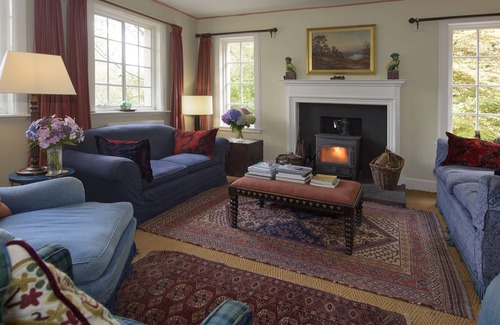 West Laroch House | Cosy Garden Apartment, by the sea within easy reach of Glencoe and Fort William