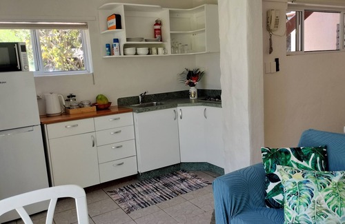 Muri Apartment | Cosy Garden Haven | Onu