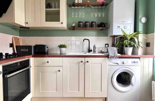 Frome House | Cosy Georgian Cottage in Central Frome