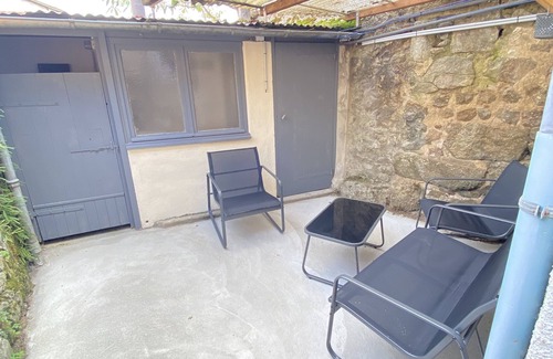 Saint-Amant-Roche-Savine House | Cosy house in the heart of the village with bakery and pharmacy.