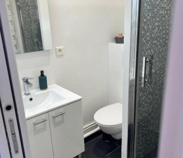 Plaisance Apartment | Cosy Haven Paris 14