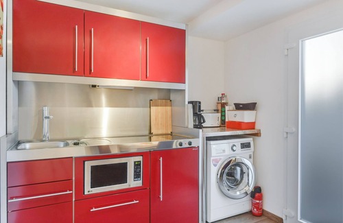 Winkl Apartment | Cosy Holiday Apartment Trudi with Large Garden, Terrace & Wi-Fi; Parking Available, Pets Allowed