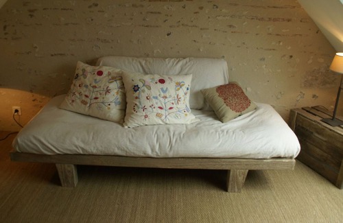 Saint-Aignan-le-Jaillard House | Cosy holiday home in Sully-sur-Loire with balcony