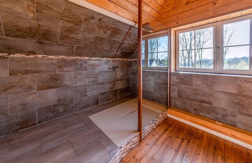 Polleur House | Cosy Holiday Home in Polleur with Pool and Sauna