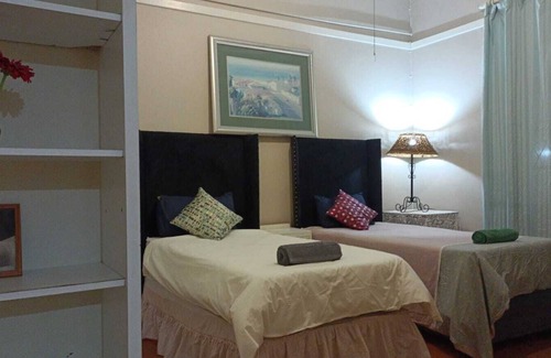Scottsville House | Cosy Holiday Home close to Golden Horse Casino PMB