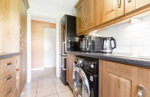 East Kilbride Apartment | Cosy home from home 2 bedroom apartment