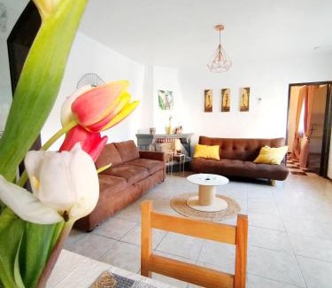 Ferreira-a-Nova Apartment | Cosy Home Santana