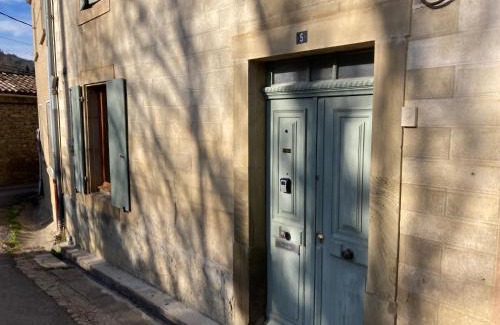 Castelreng House | Cosy home with a great yoga studio
