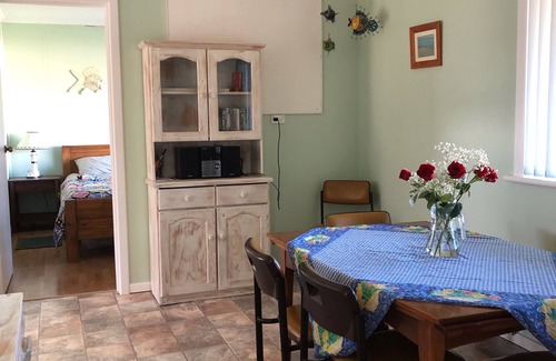 North Beach House | Cosy home, within walking distance to north beach.