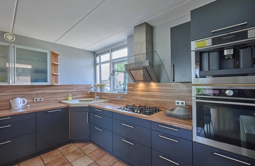 Ooltgensplaat House | Cosy house with 2 bathrooms and lounge veranda