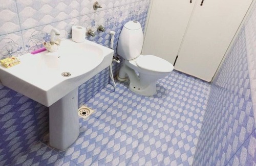 Gulshan-E-Jamal Apartment | Cosy Inn Guest House : Deluxe Triple Roomn